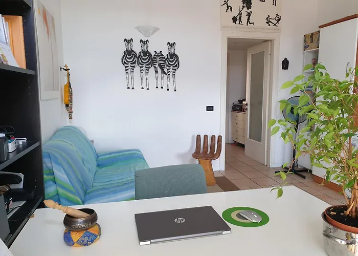 Apartament Comoda *